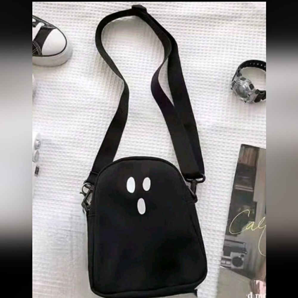 👻 Black Ghost Crossbody Purse